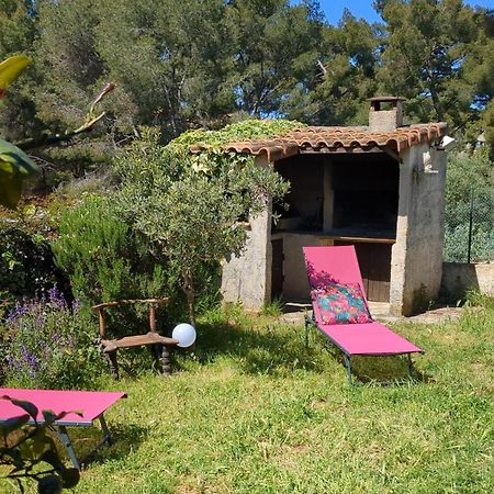 Maisonnette Kalis Calme Avec Climatisation Parking Jardin Cadre Campagne Plages A Pieds Bandol Eksteriør billede