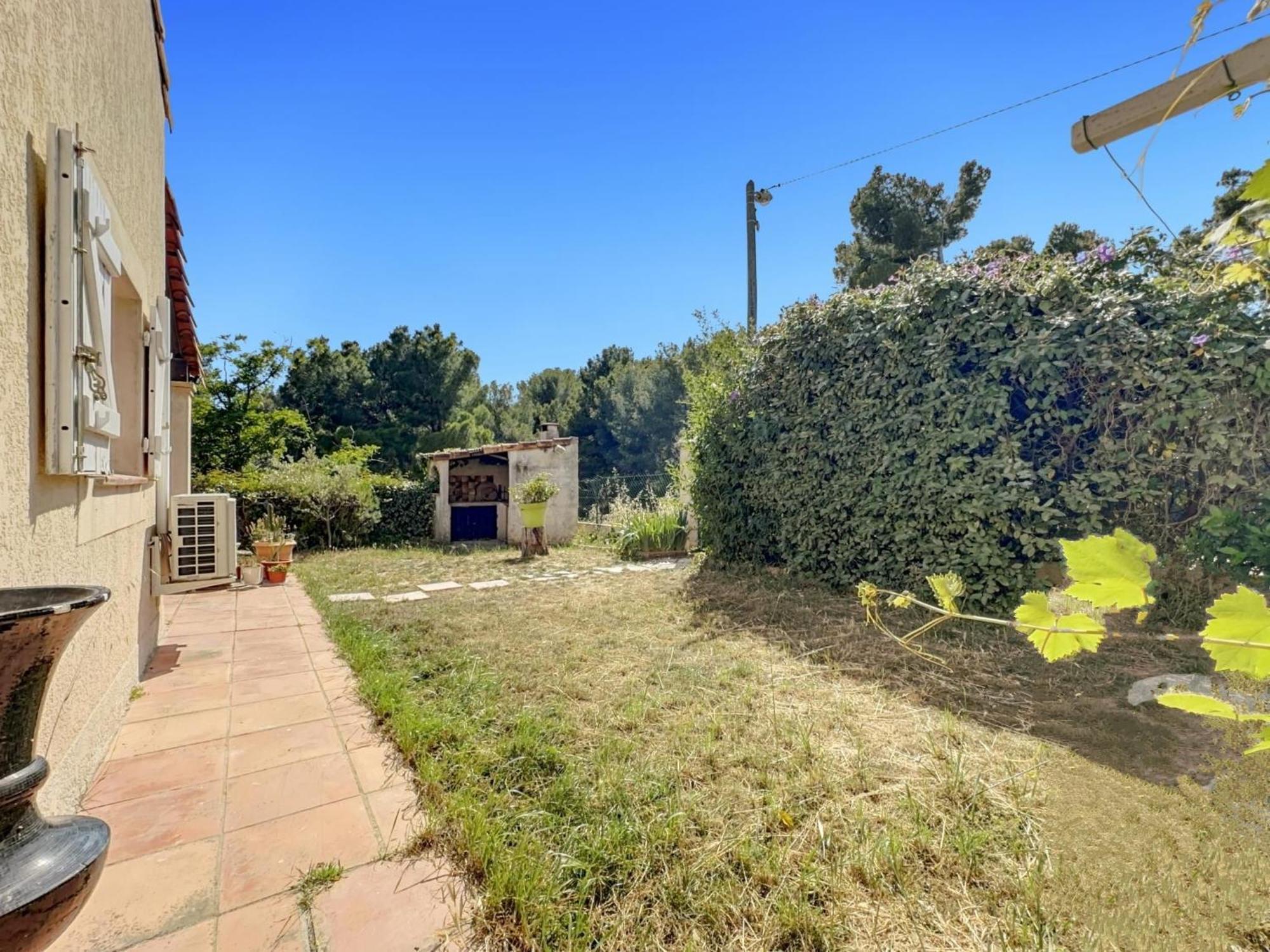 Maisonnette Kalis Calme Avec Climatisation Parking Jardin Cadre Campagne Plages A Pieds Bandol Eksteriør billede
