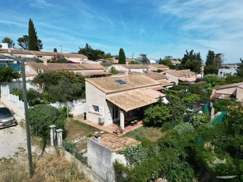 Maisonnette Kalis Calme Avec Climatisation Parking Jardin Cadre Campagne Plages A Pieds Bandol Eksteriør billede